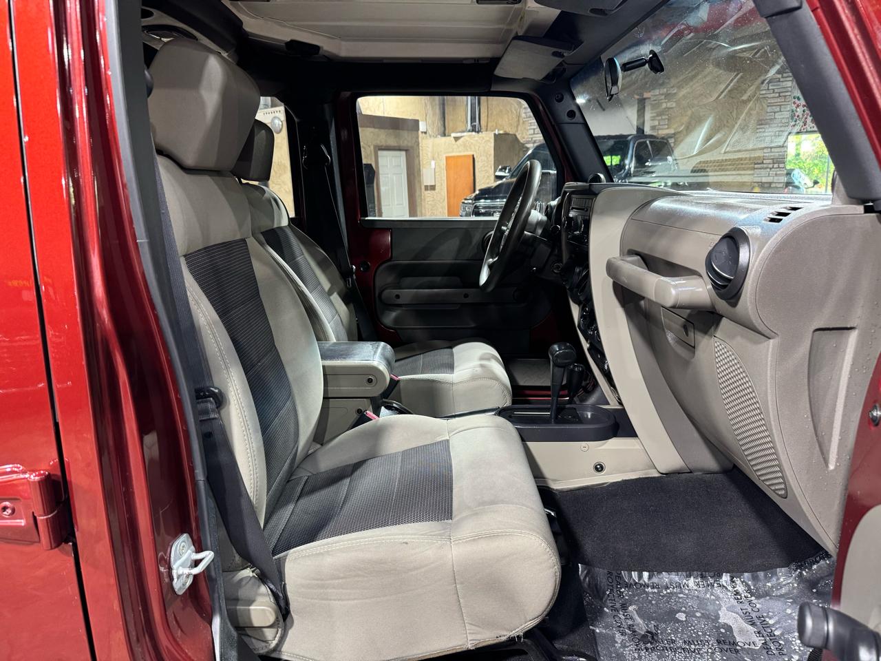 Jeep Wrangler 4WD 4dr Unlimited X 2008