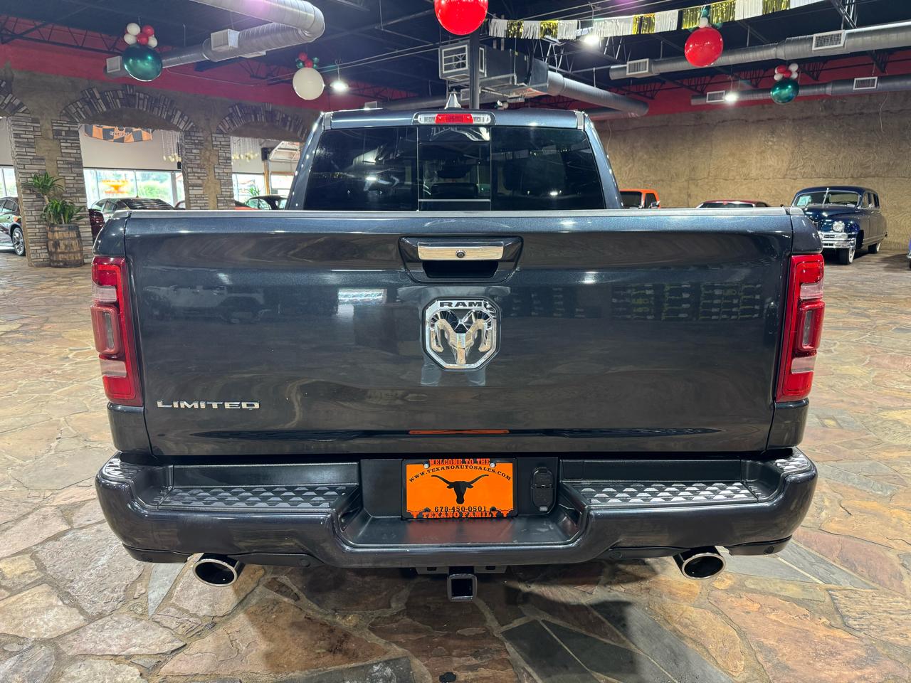 RAM 1500 Limited 4x2 Crew Cab 5'7" Box 2019