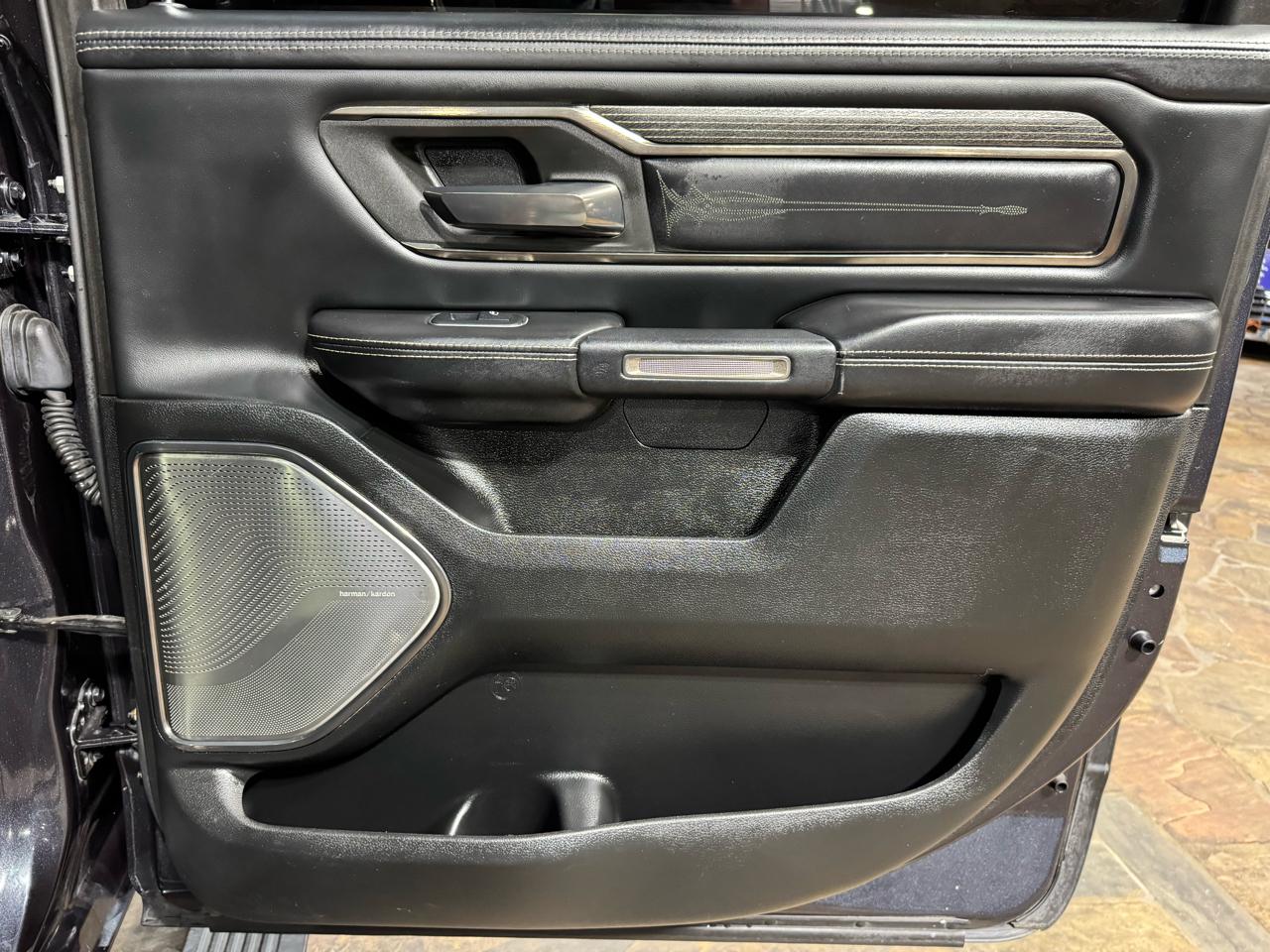 RAM 1500 Limited 4x2 Crew Cab 5'7" Box 2019