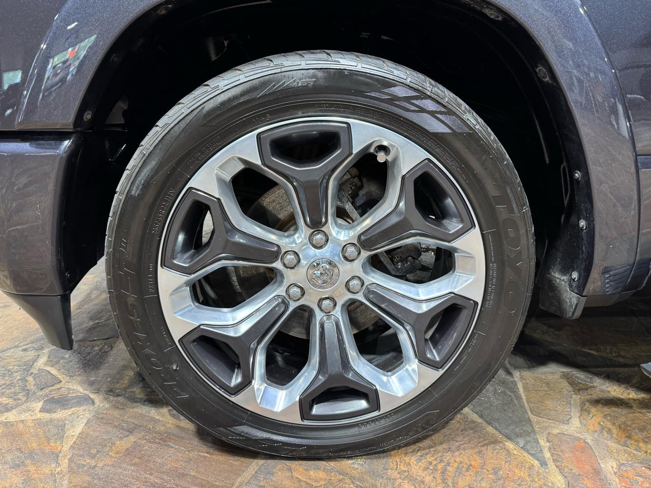 RAM 1500 Limited 4x2 Crew Cab 5'7" Box 2019