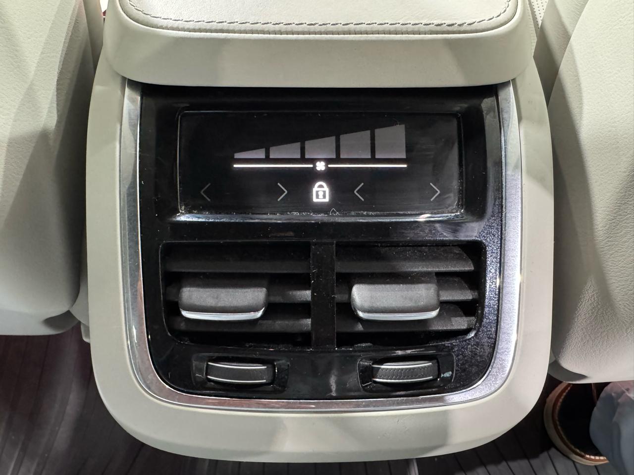 Volvo XC90 T6 AWD 7-Passenger Inscription 2018