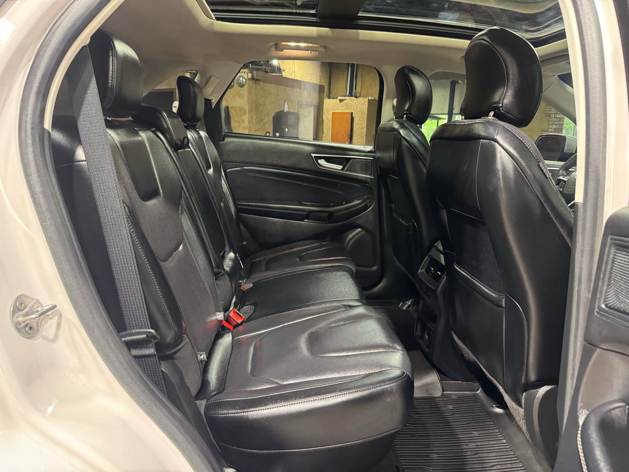 Ford Edge Titanium FWD 2019