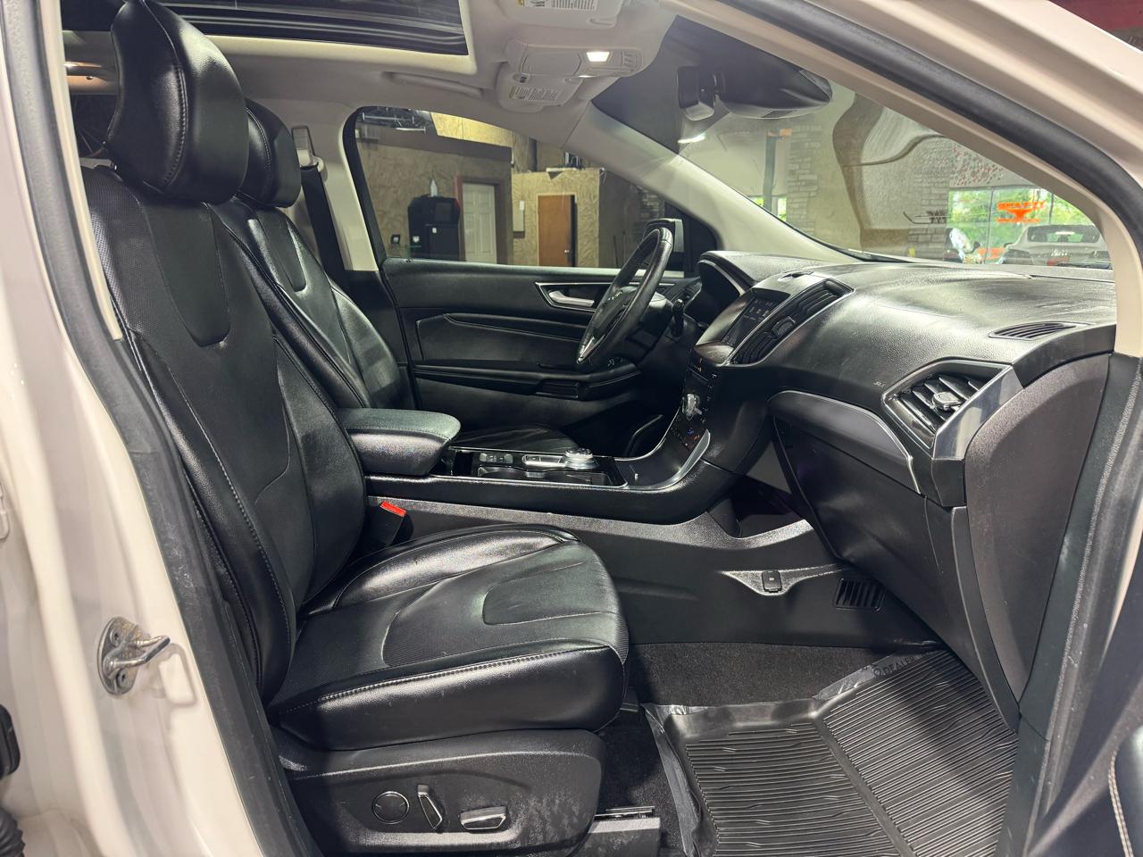 Ford Edge Titanium FWD 2019
