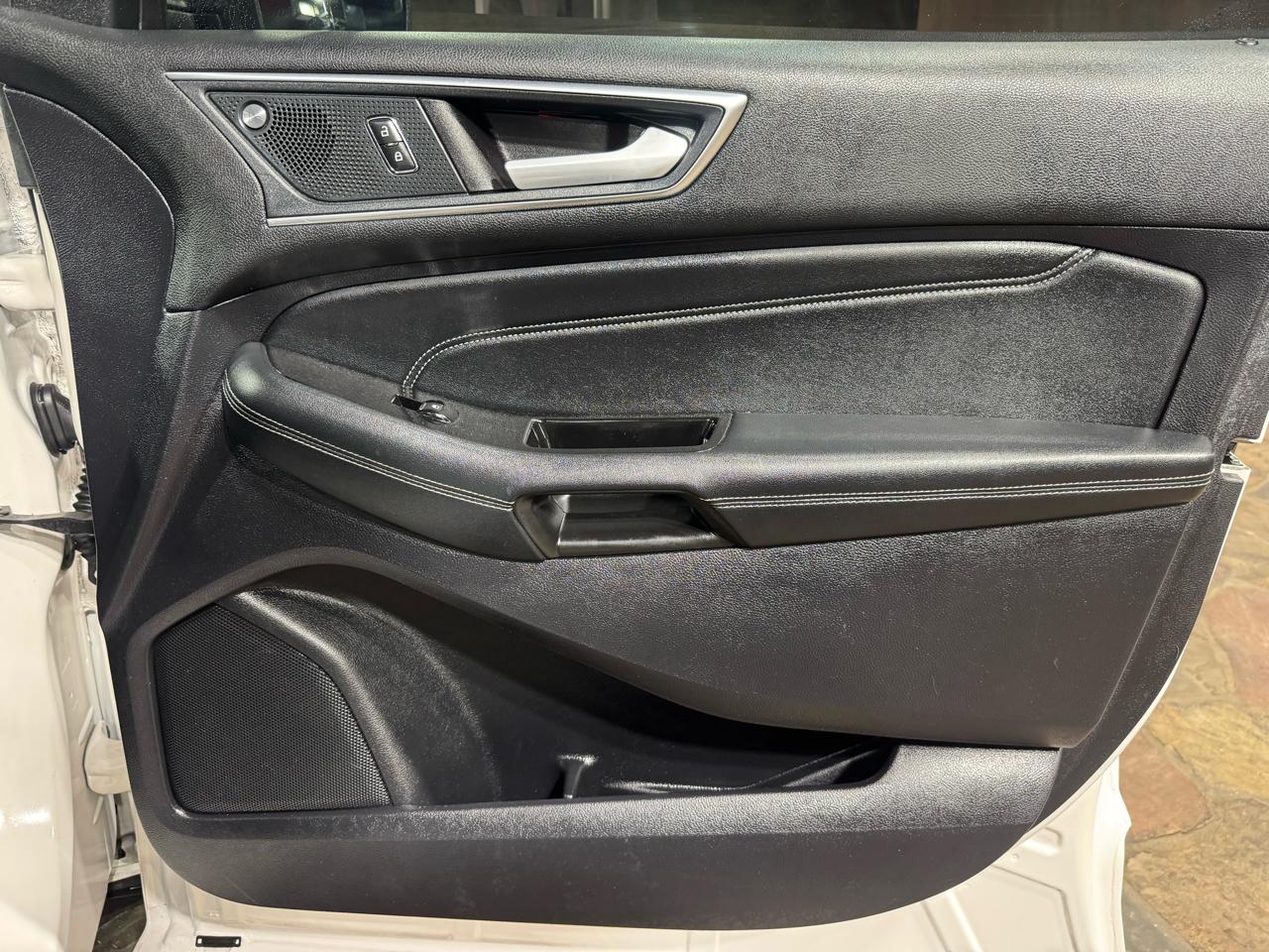 Ford Edge Titanium FWD 2019