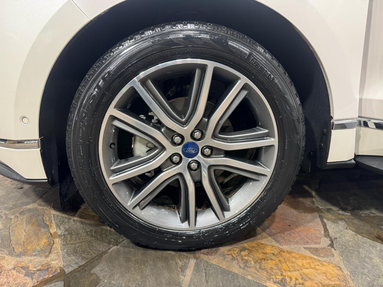 Ford Edge Titanium FWD 2019