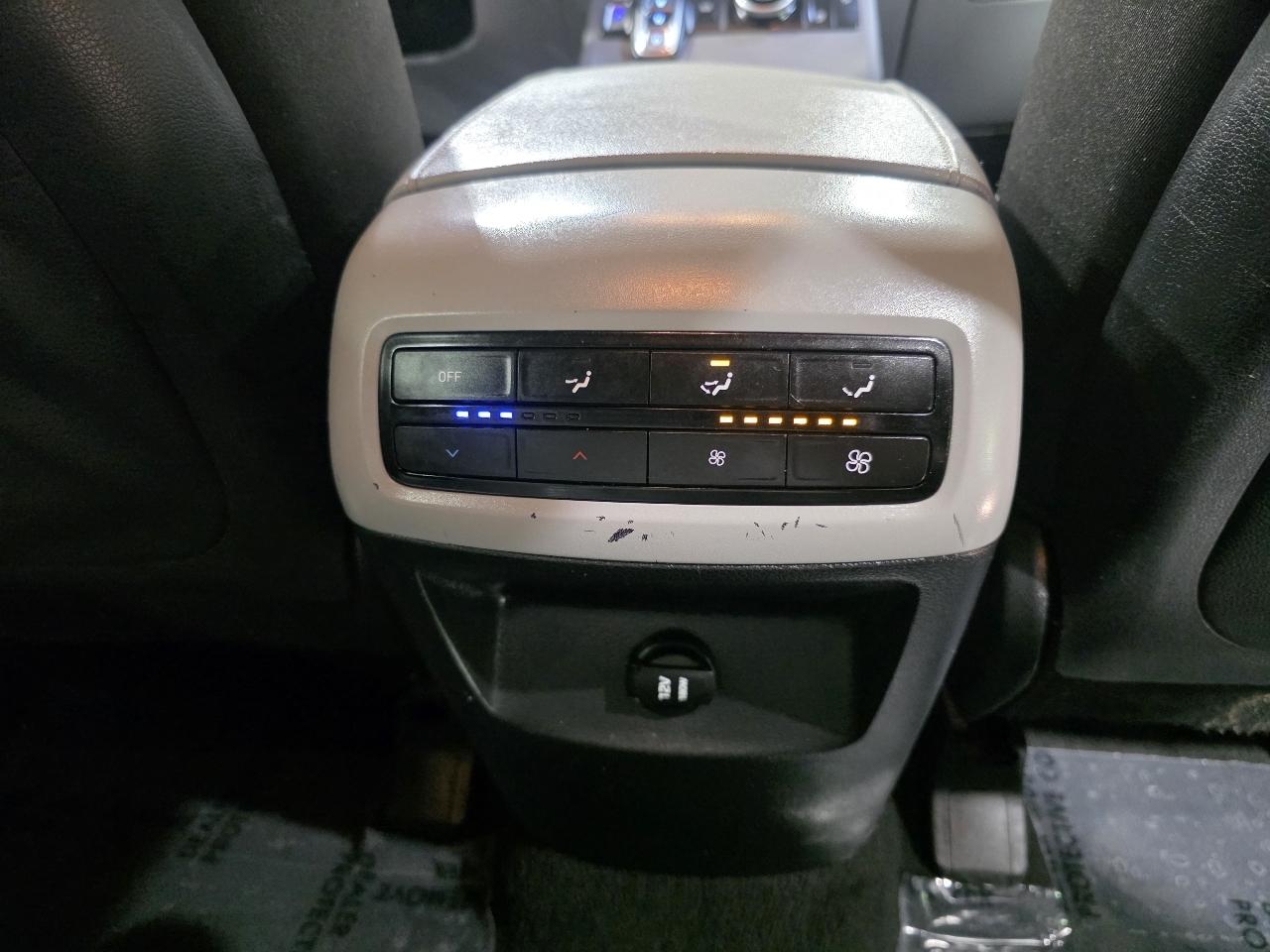 Hyundai Palisade SE FWD 2020