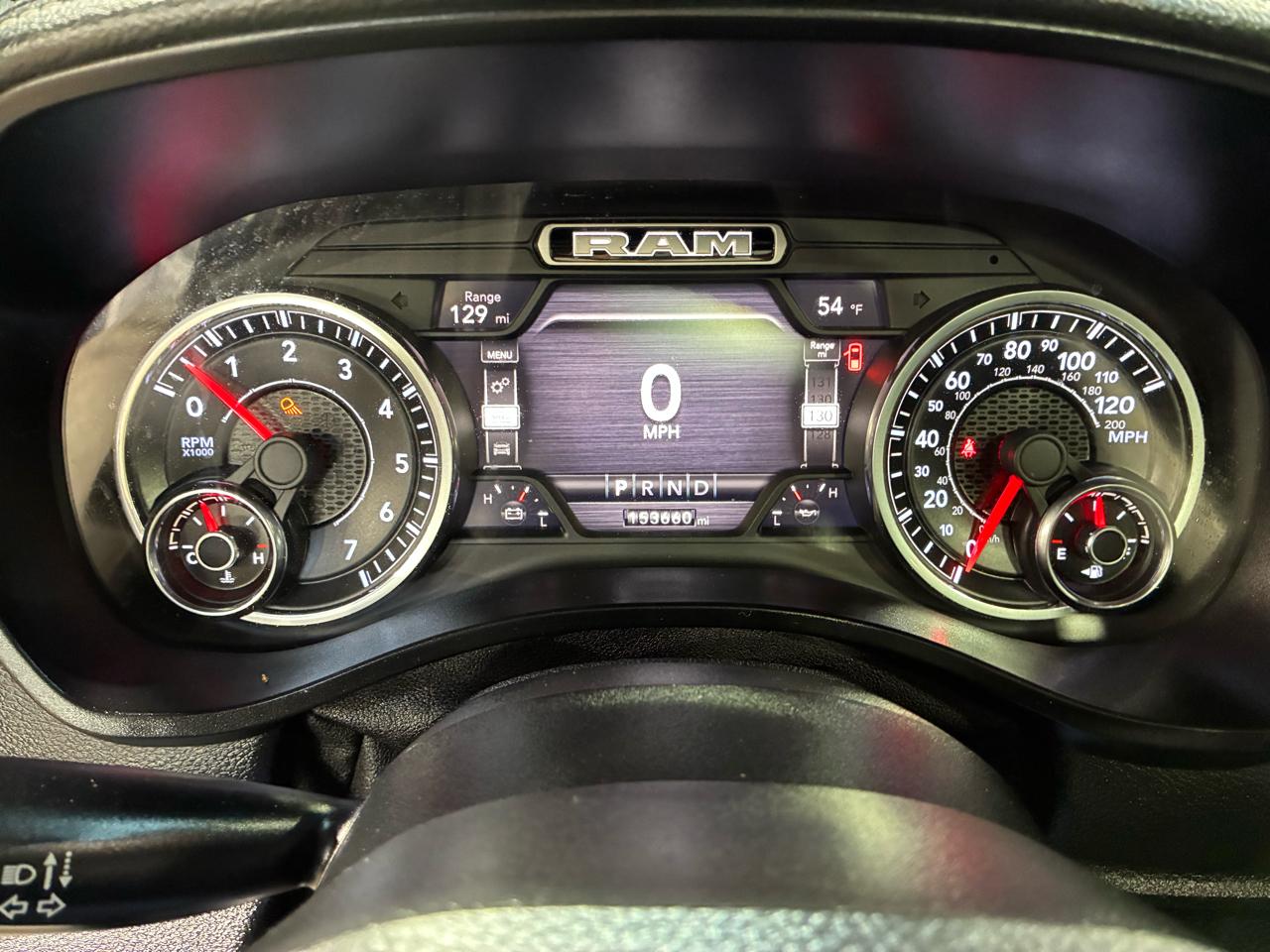 RAM 1500 Laramie 4x4 Crew Cab 5'7" Box 2020