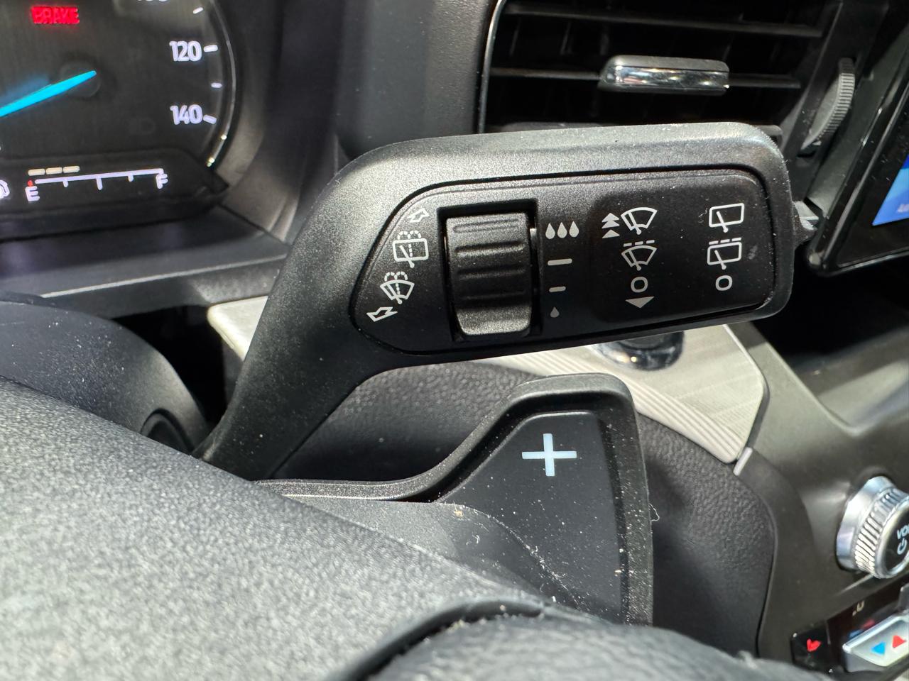 Ford Explorer XLT RWD 2020