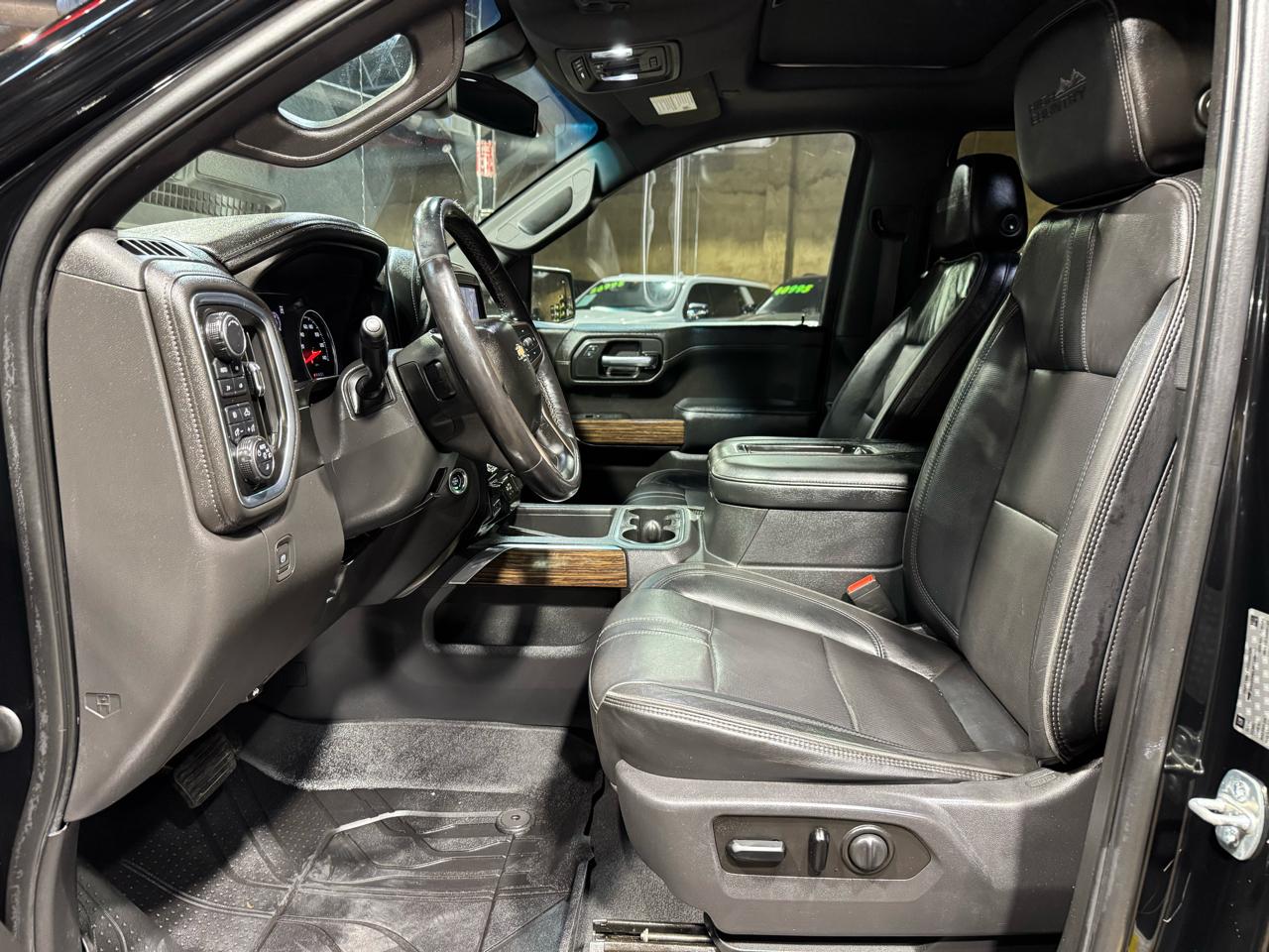 Chevrolet Silverado 1500 4WD Crew Cab 157" High Country 2019