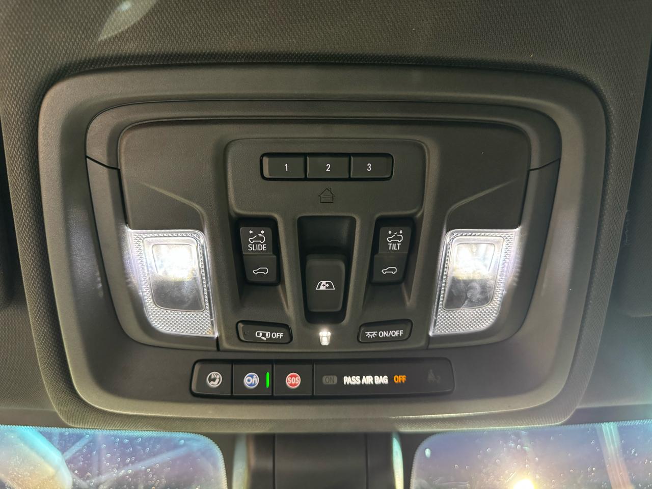 Chevrolet Silverado 1500 4WD Crew Cab 157" High Country 2019