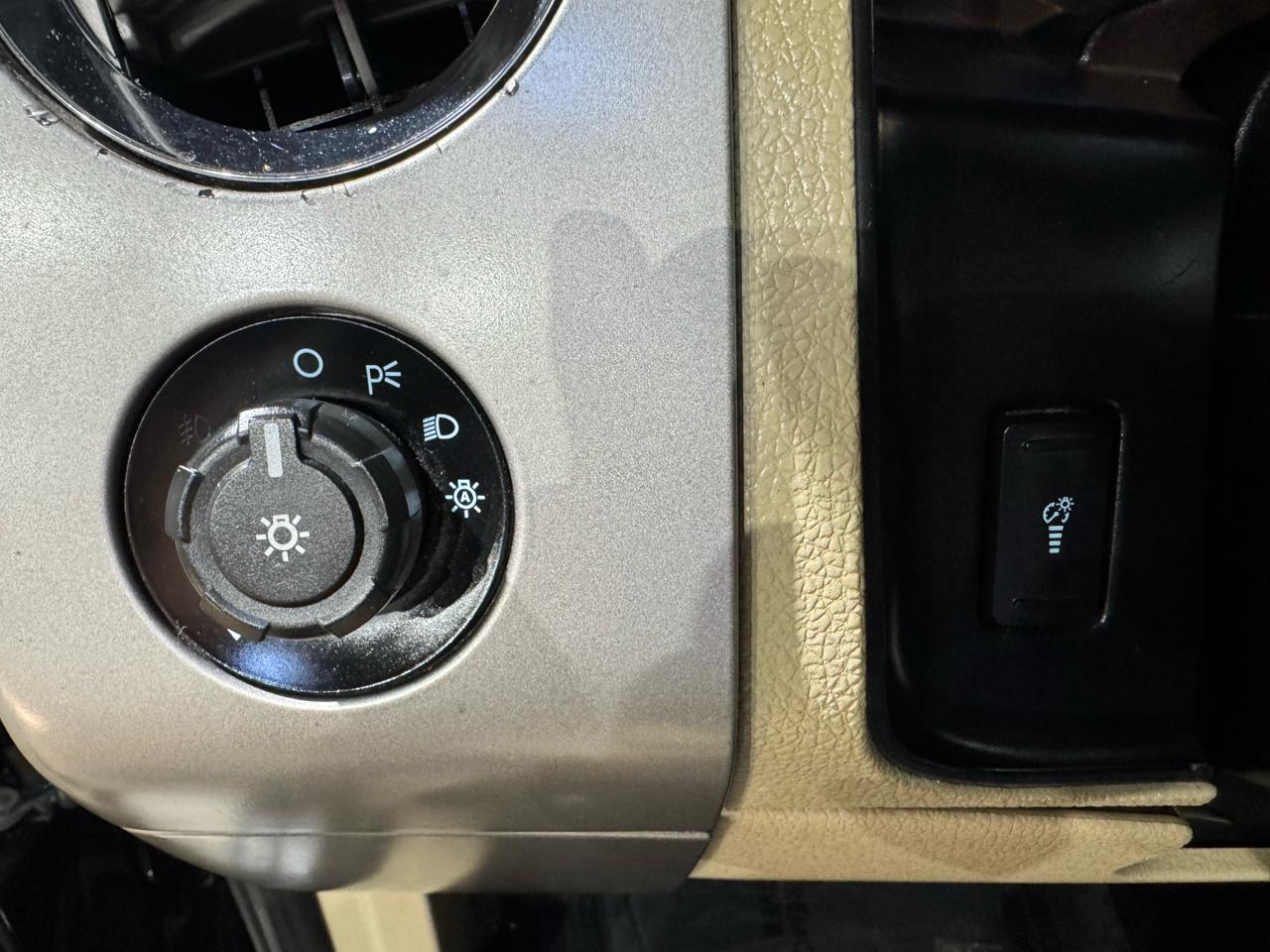 Ford Expedition 2WD 4dr Limited 2016