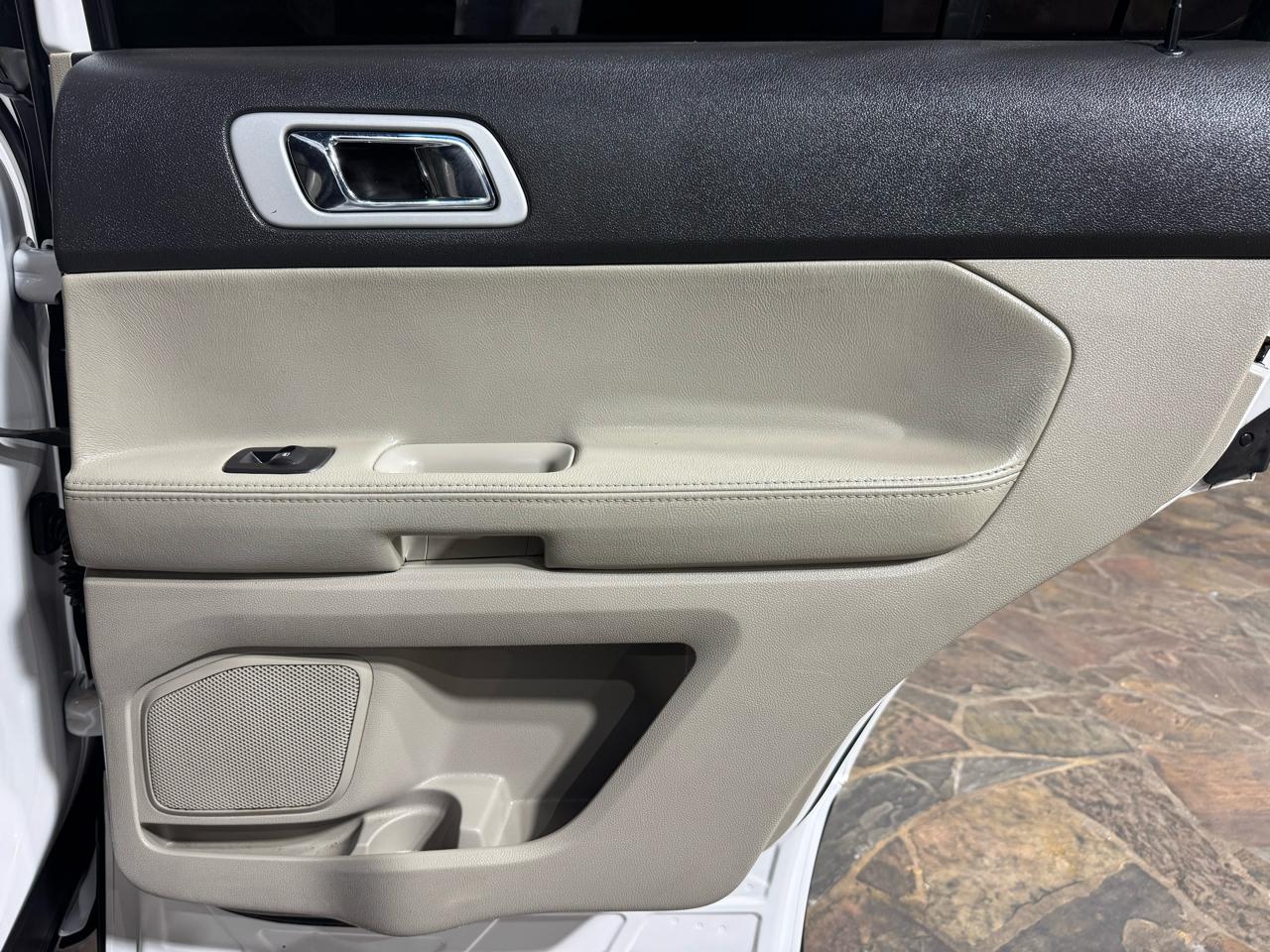 Ford Explorer FWD 4dr XLT 2014