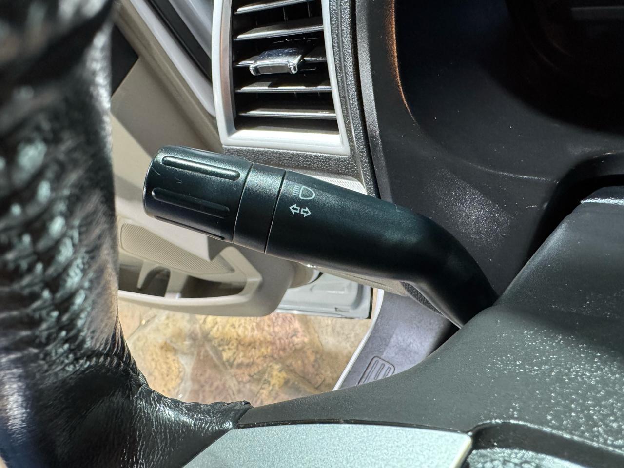 Ford Explorer FWD 4dr XLT 2014