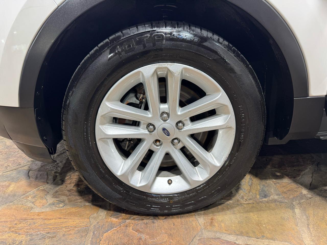 Ford Explorer FWD 4dr XLT 2014