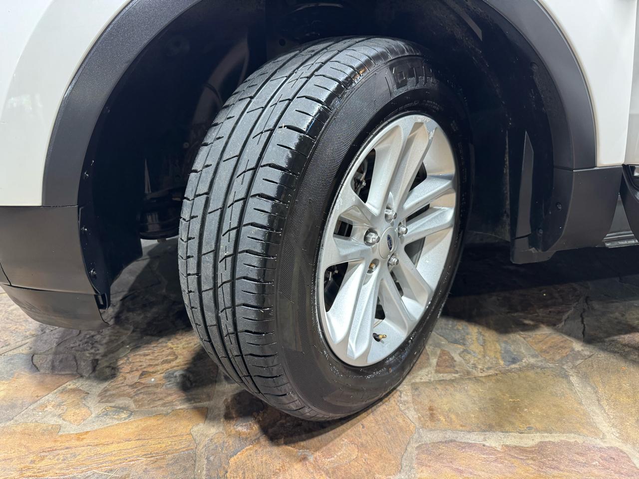 Ford Explorer FWD 4dr XLT 2014