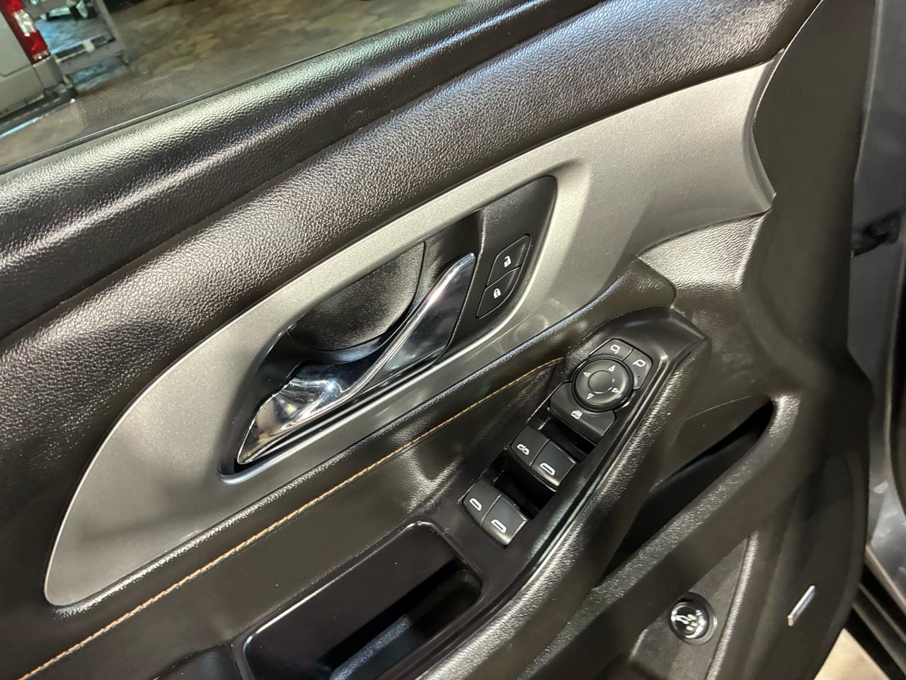 Chevrolet Traverse AWD 4dr LT Leather w/3LT 2019