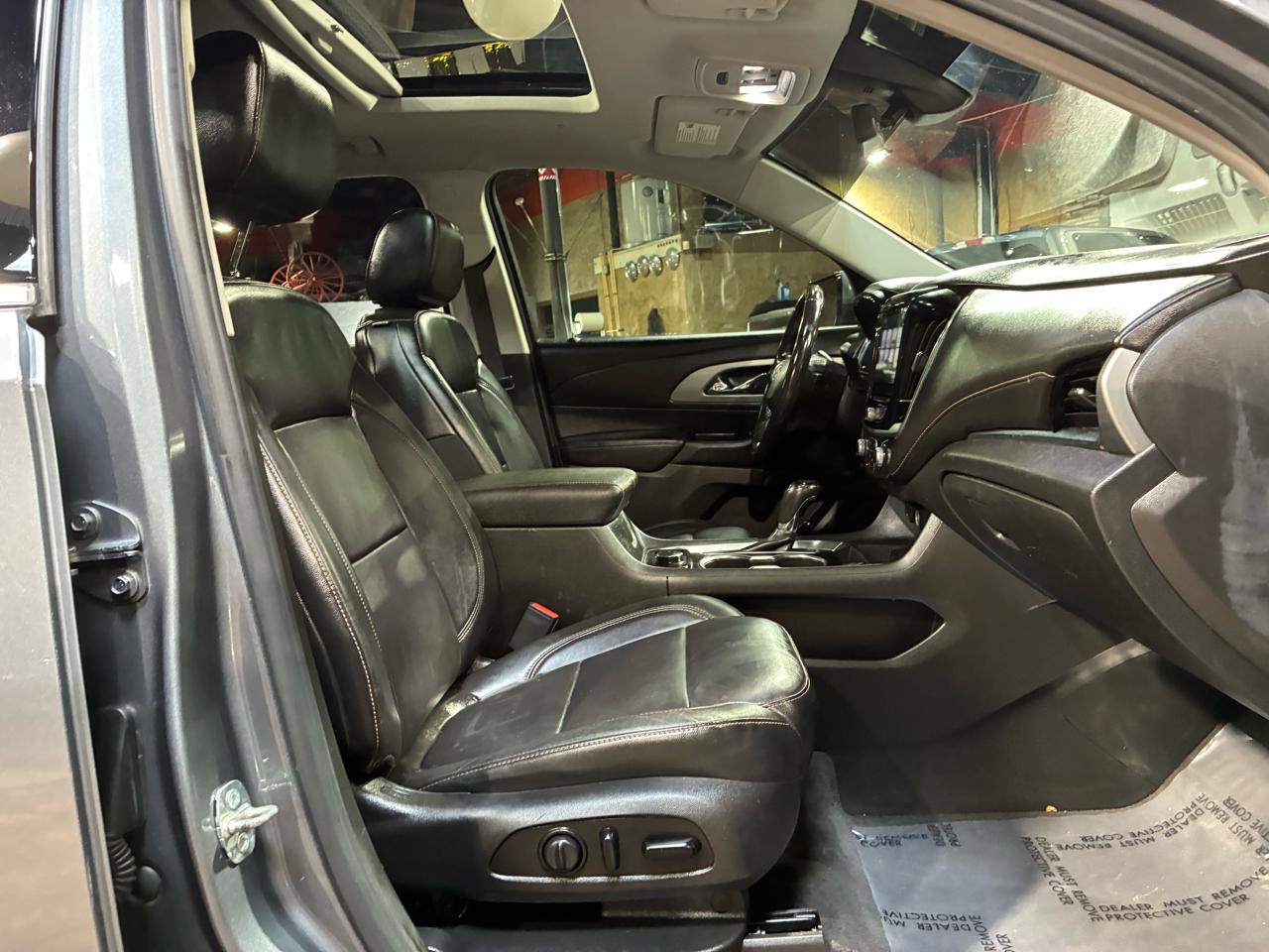 Chevrolet Traverse AWD 4dr LT Leather w/3LT 2019