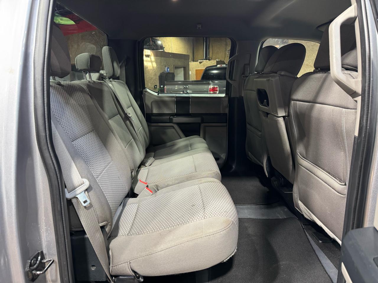 Ford F-150 2WD SuperCrew 145" XLT 2020