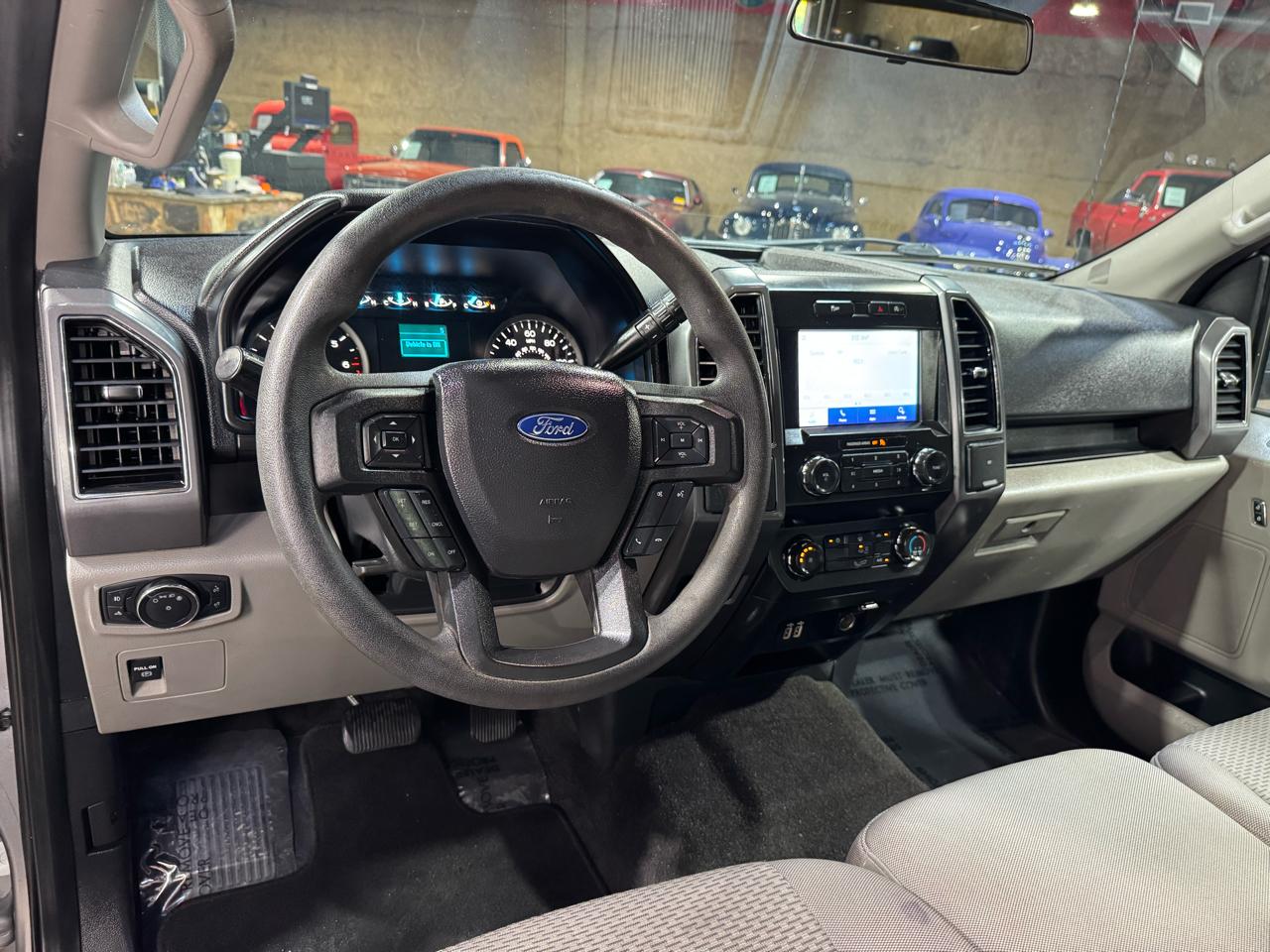 Ford F-150 2WD SuperCrew 145" XLT 2020