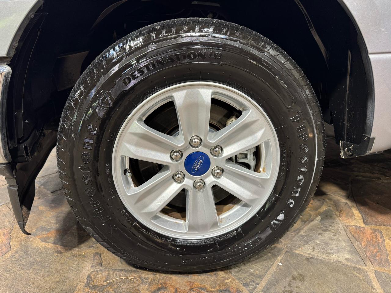 Ford F-150 2WD SuperCrew 145" XLT 2020