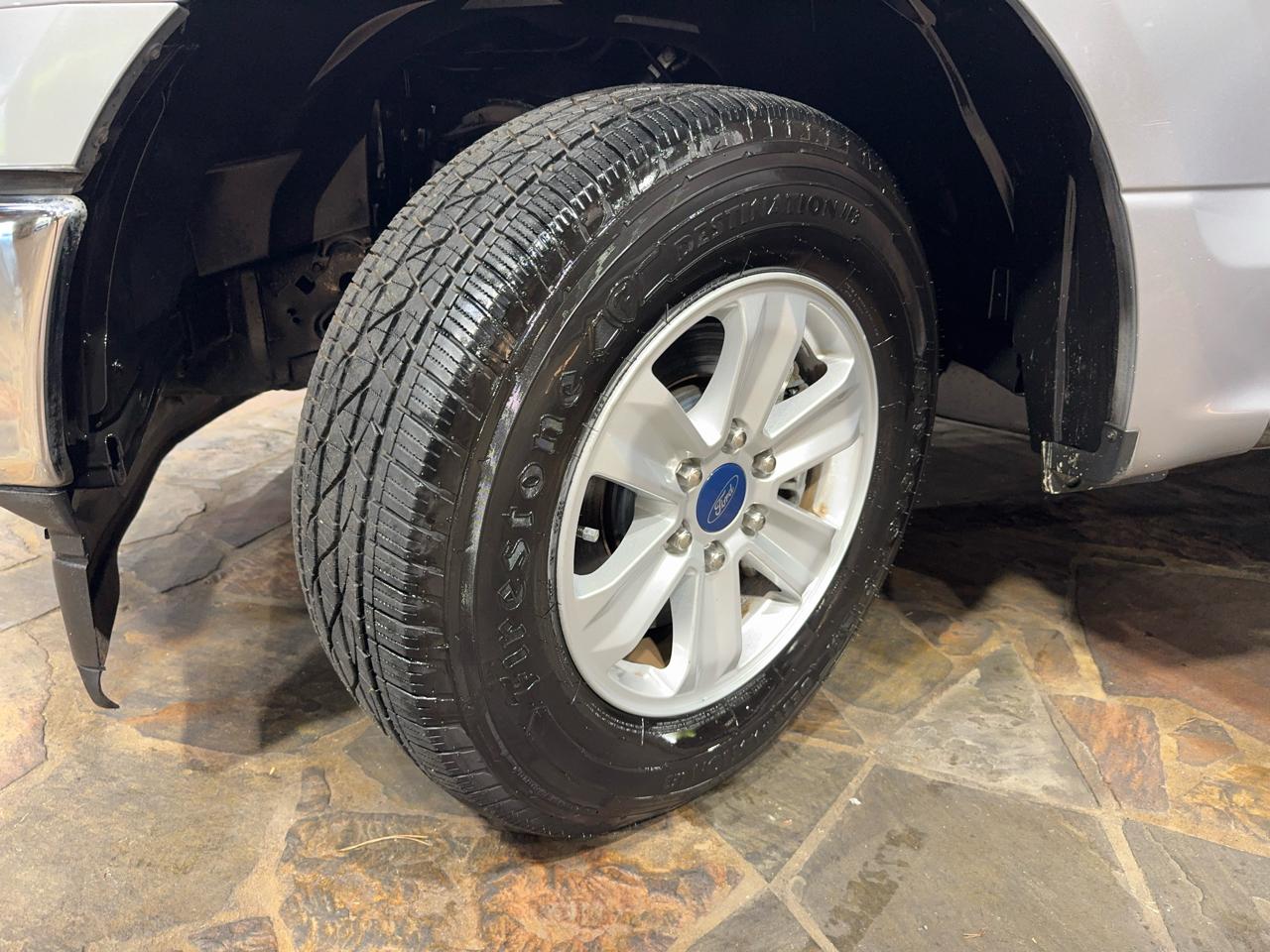 Ford F-150 2WD SuperCrew 145" XLT 2020