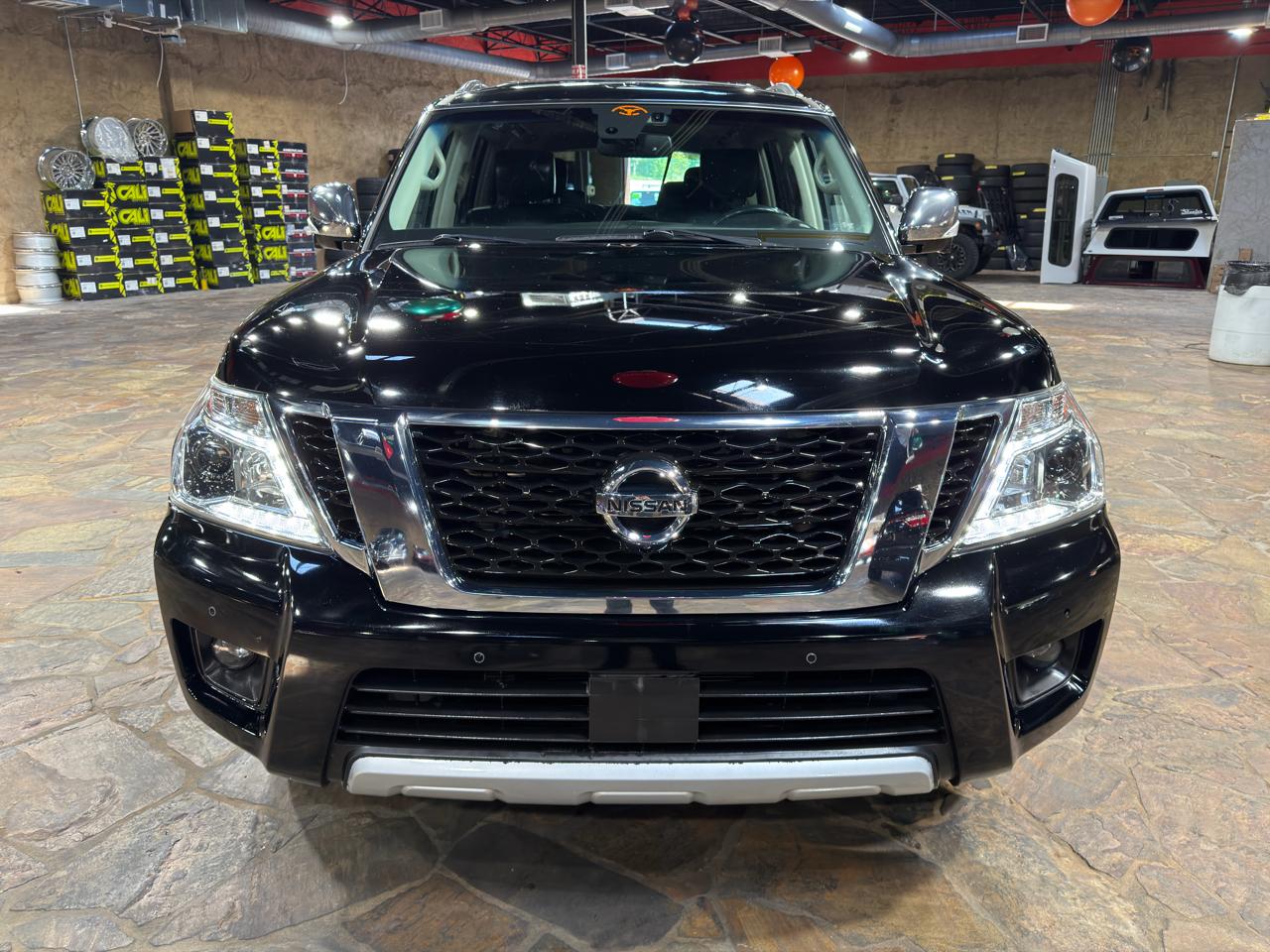 Nissan Armada 4x2 Platinum 2017
