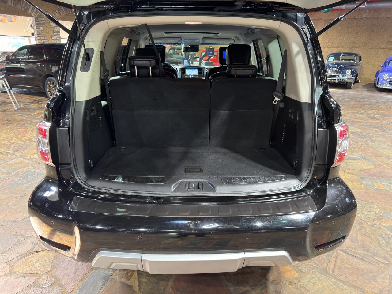 Nissan Armada 4x2 Platinum 2017