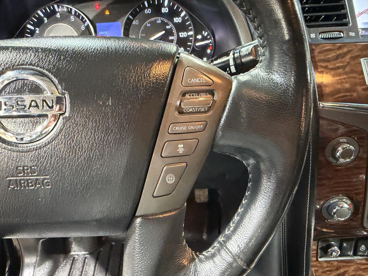 Nissan Armada 4x2 Platinum 2017