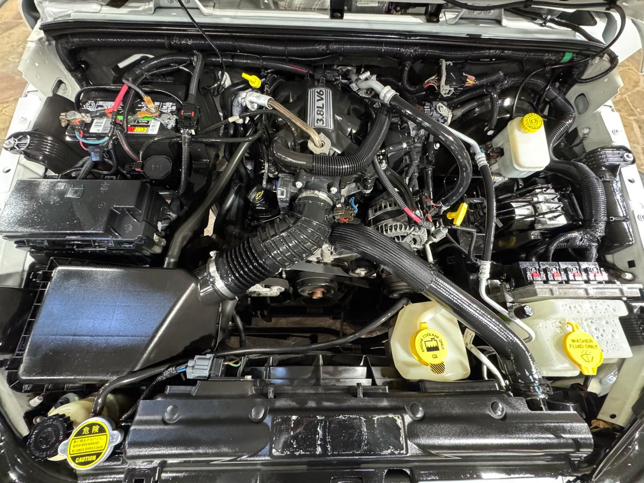 Jeep Wrangler Unlimited 4WD 4dr Sport 2011