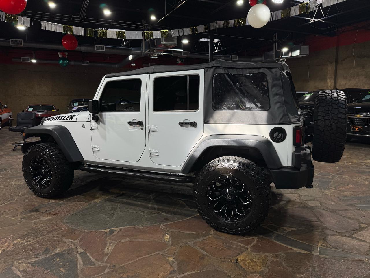 Jeep Wrangler Unlimited 4WD 4dr Sport 2011