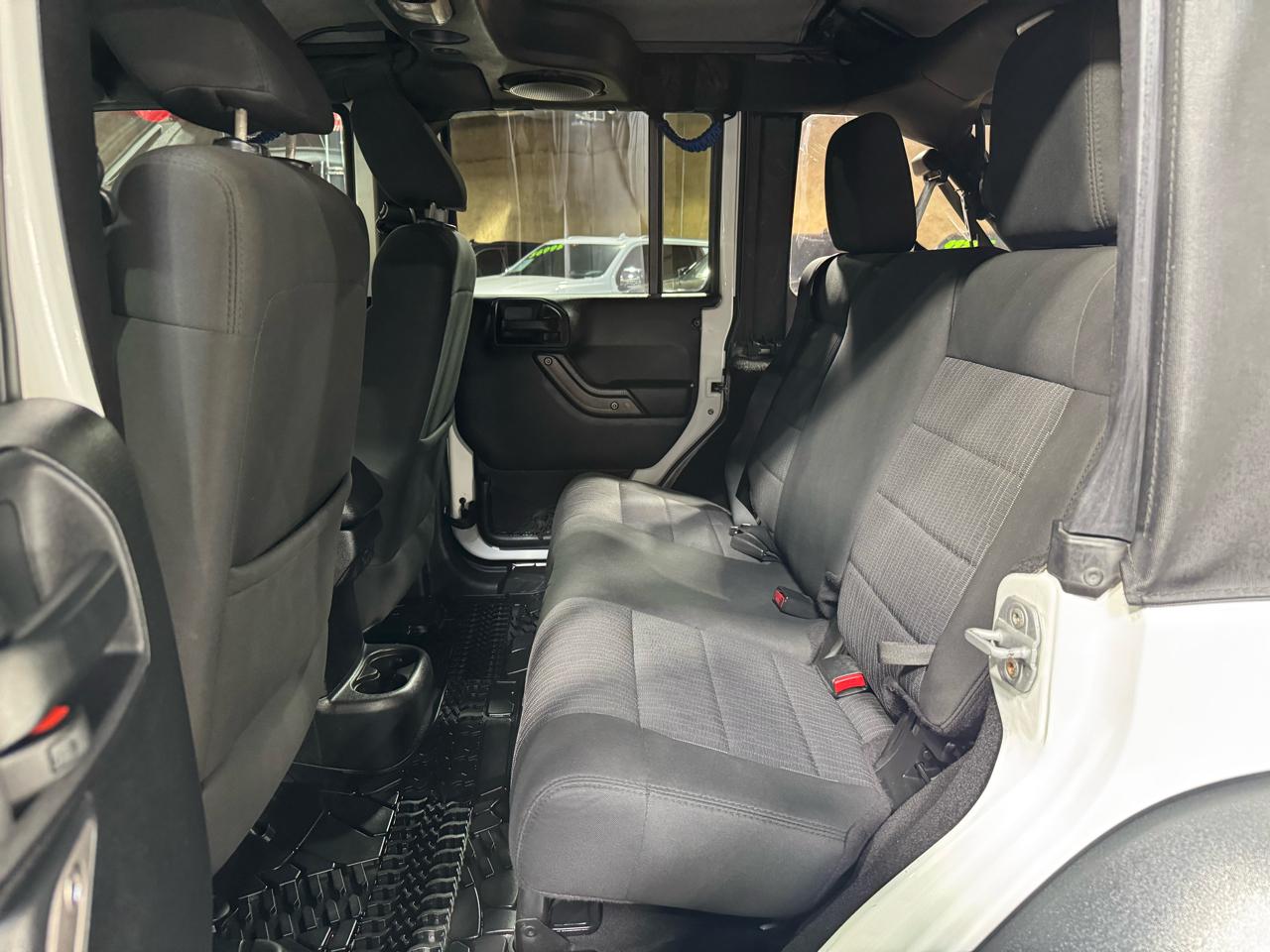 Jeep Wrangler Unlimited 4WD 4dr Sport 2011