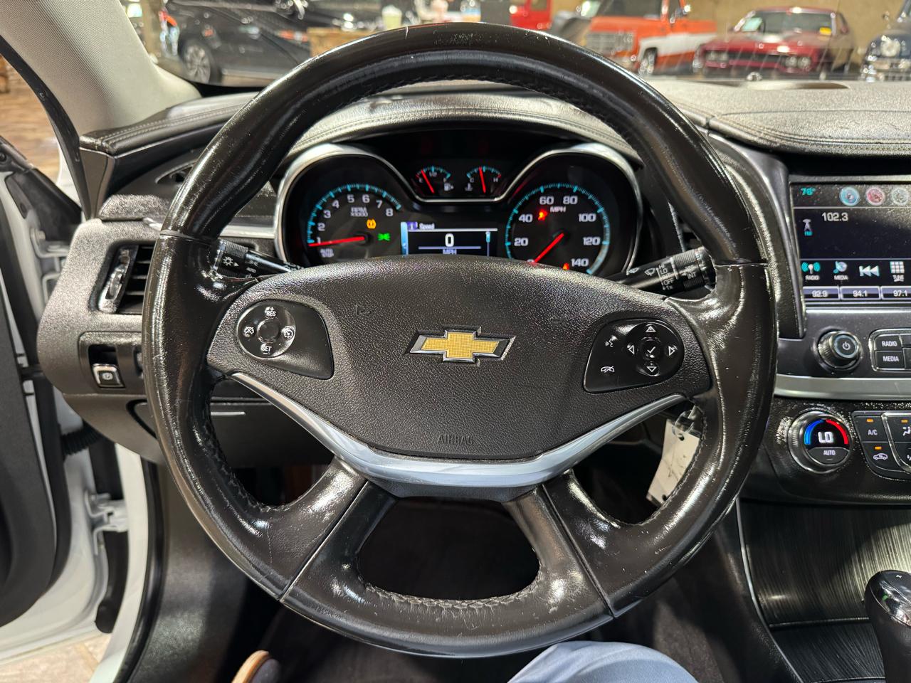 Chevrolet Impala 4dr Sdn LT w/1LT 2017