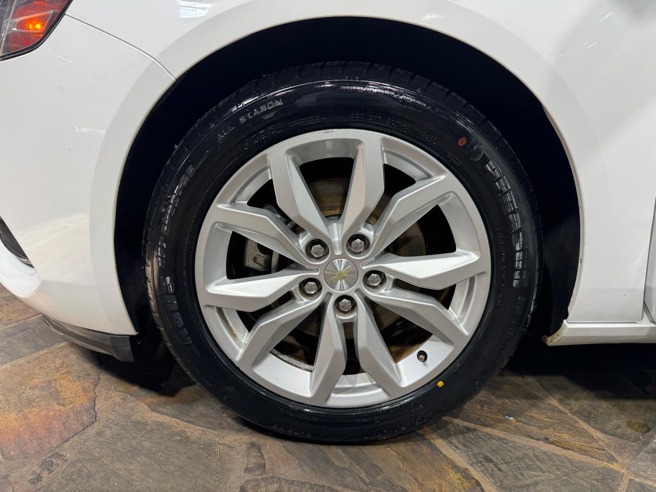 Chevrolet Impala 4dr Sdn LT w/1LT 2017