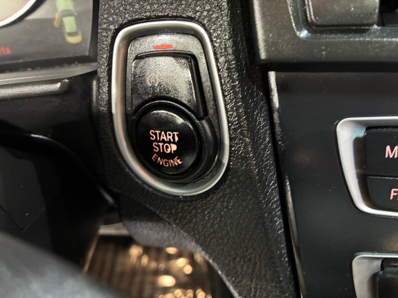 BMW 2 Series 2dr Cpe M235i RWD 2014