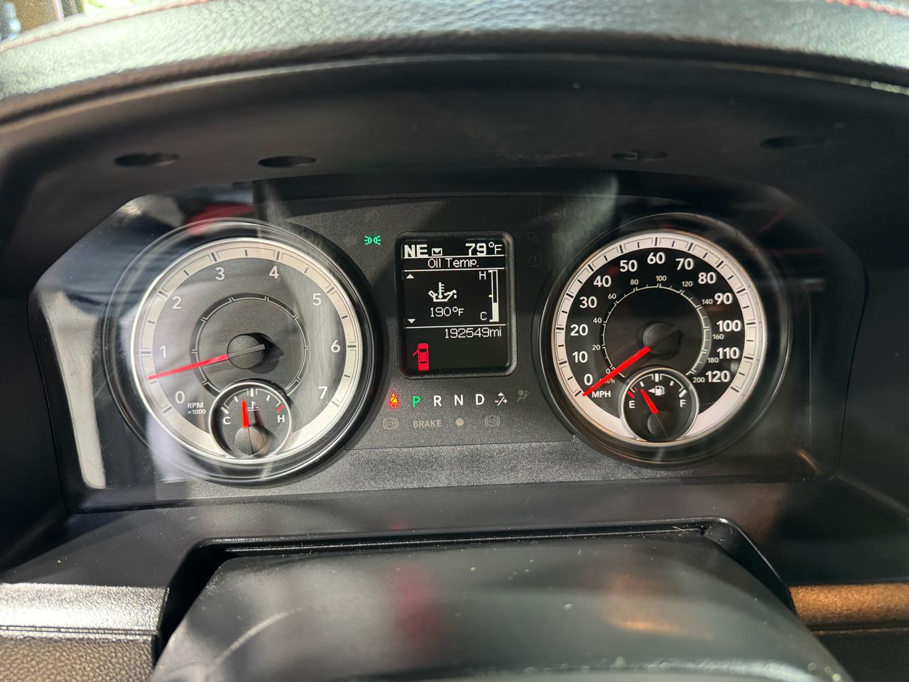 RAM 1500 4WD Crew Cab 140.5" Rebel 2016