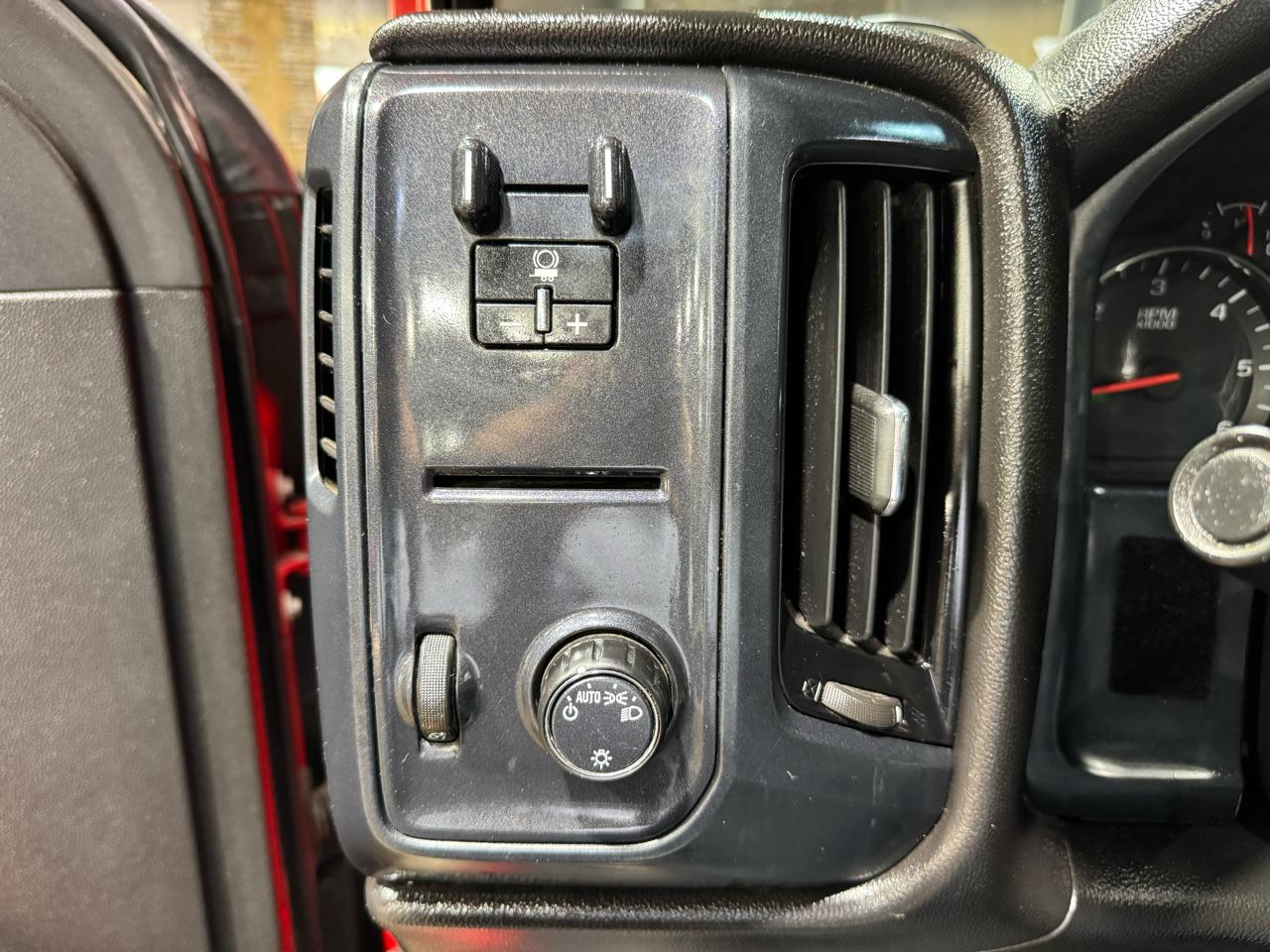 Chevrolet Silverado 2500HD 4WD Crew Cab 167.7" Work Truck 2018