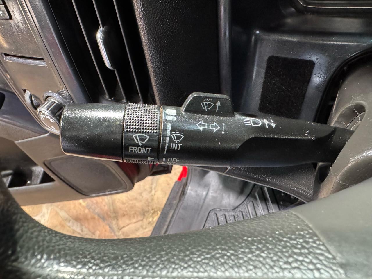 Chevrolet Silverado 2500HD 4WD Crew Cab 167.7" Work Truck 2018