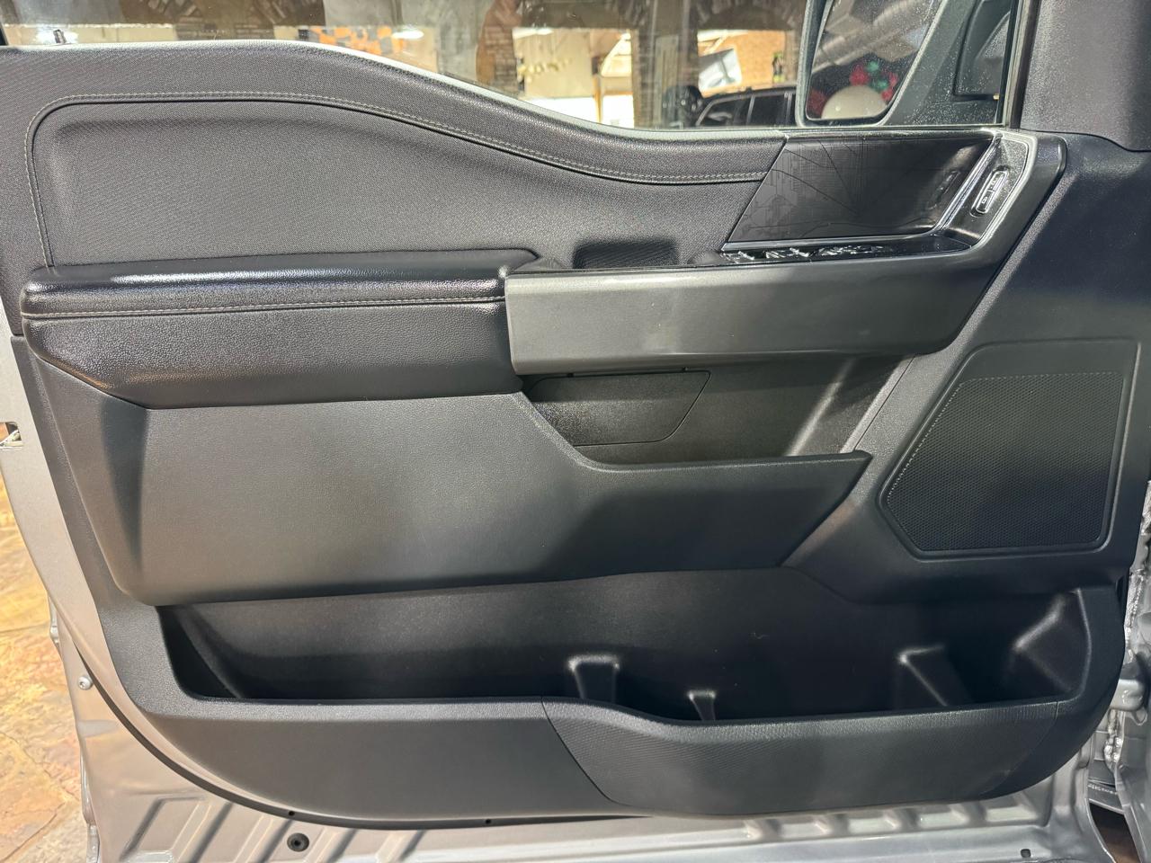 Ford F-150 4WD SuperCrew 145" XLT 2022