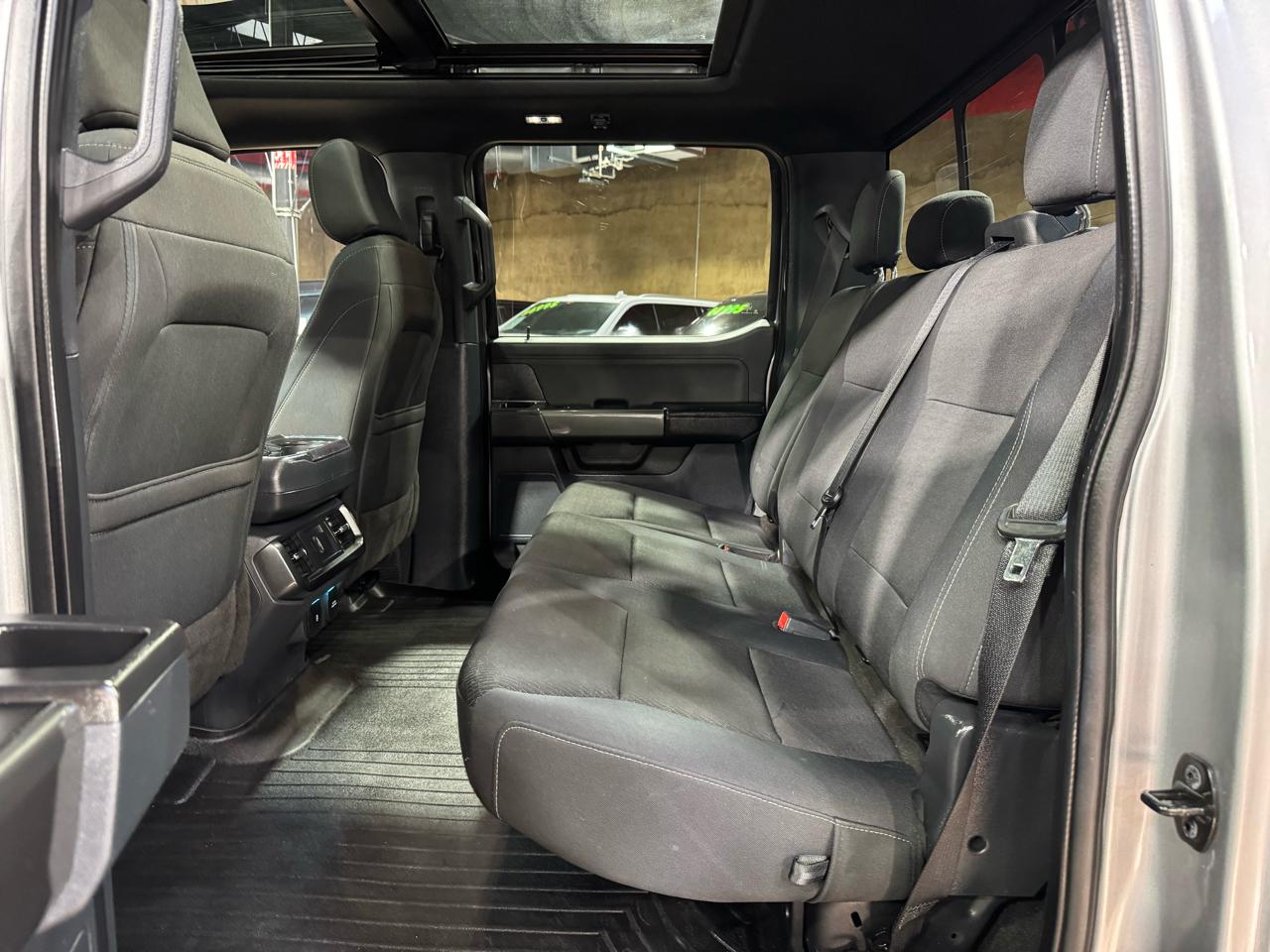 Ford F-150 4WD SuperCrew 145" XLT 2022