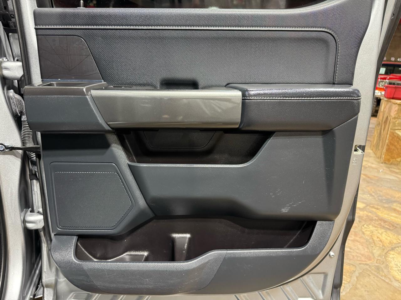 Ford F-150 4WD SuperCrew 145" XLT 2022