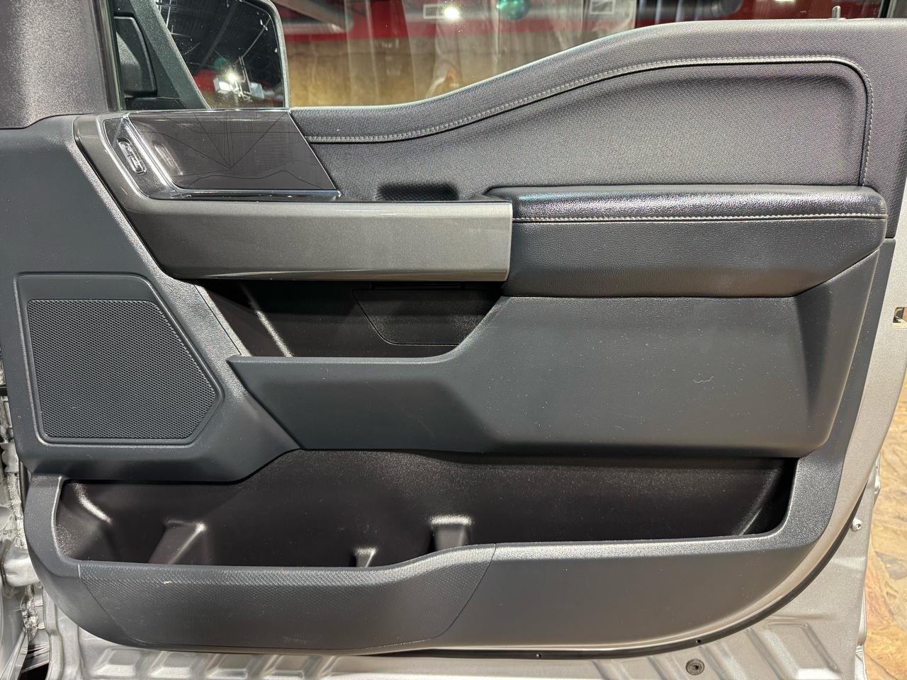 Ford F-150 4WD SuperCrew 145" XLT 2022