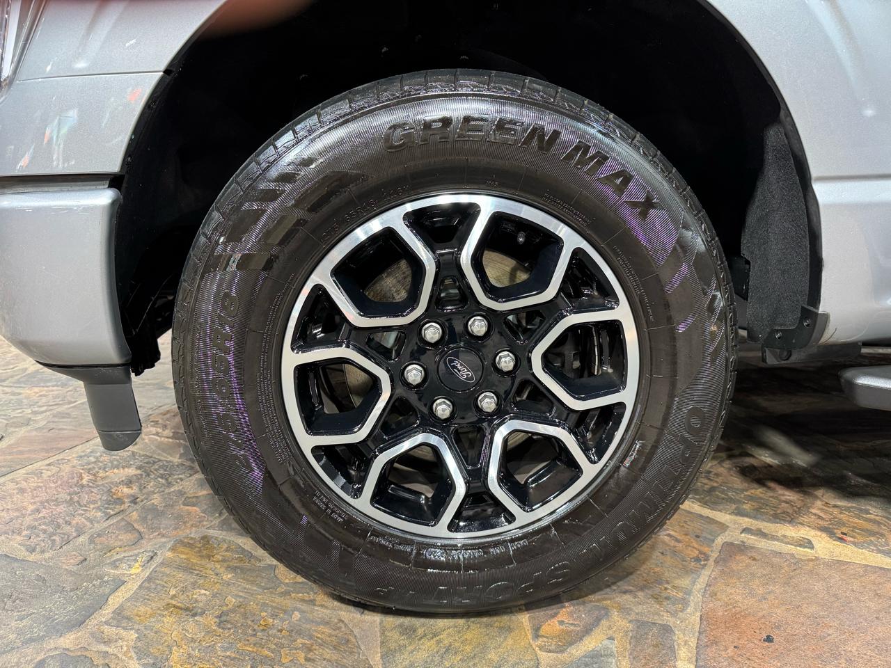 Ford F-150 4WD SuperCrew 145" XLT 2022