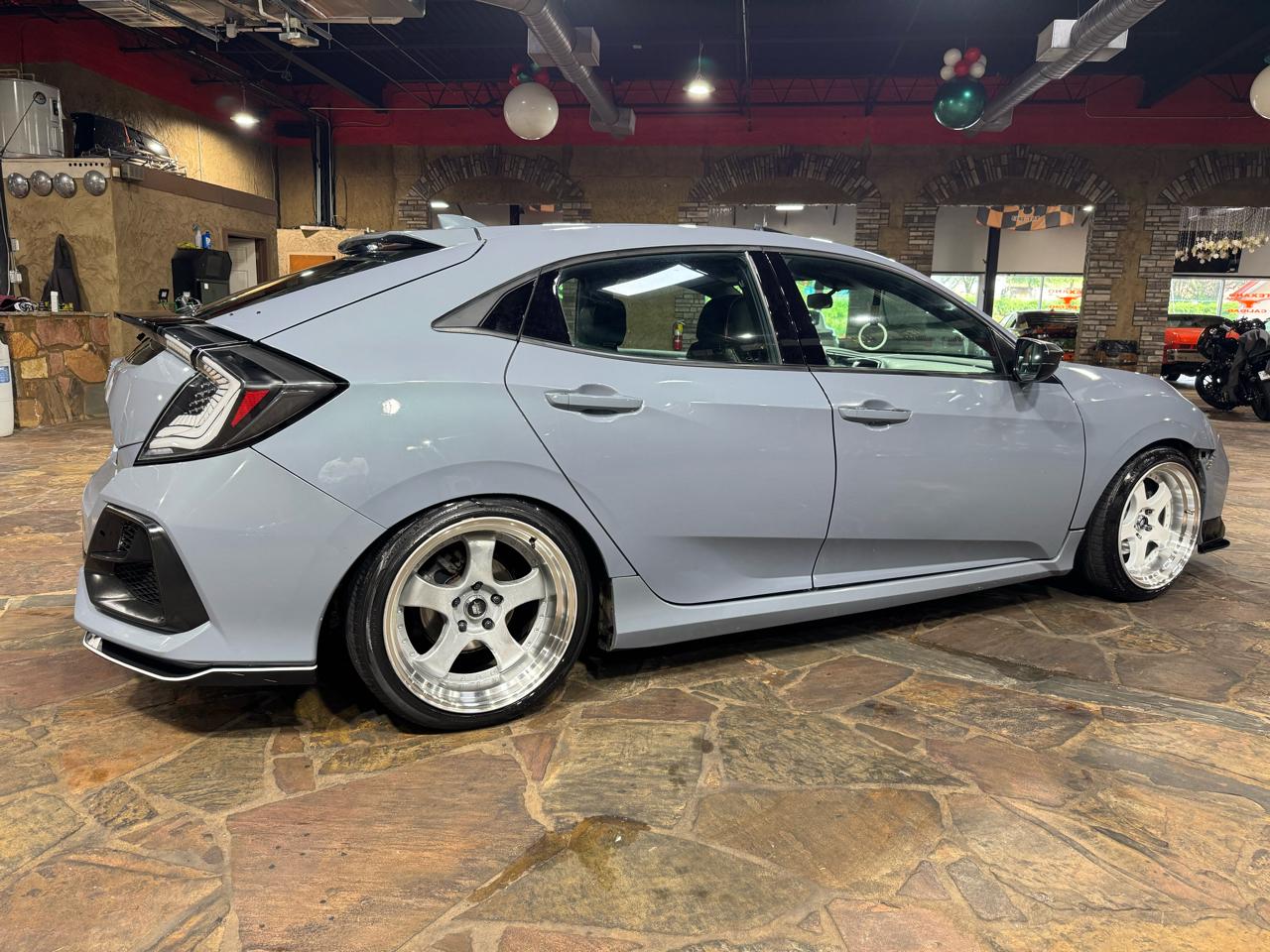 Honda Civic Hatchback LX CVT 2019