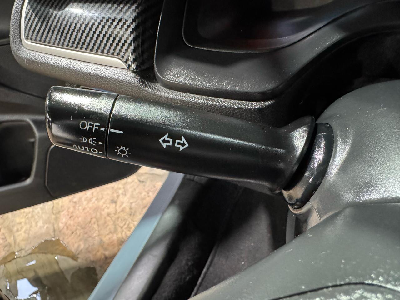 Honda Civic Hatchback LX CVT 2019