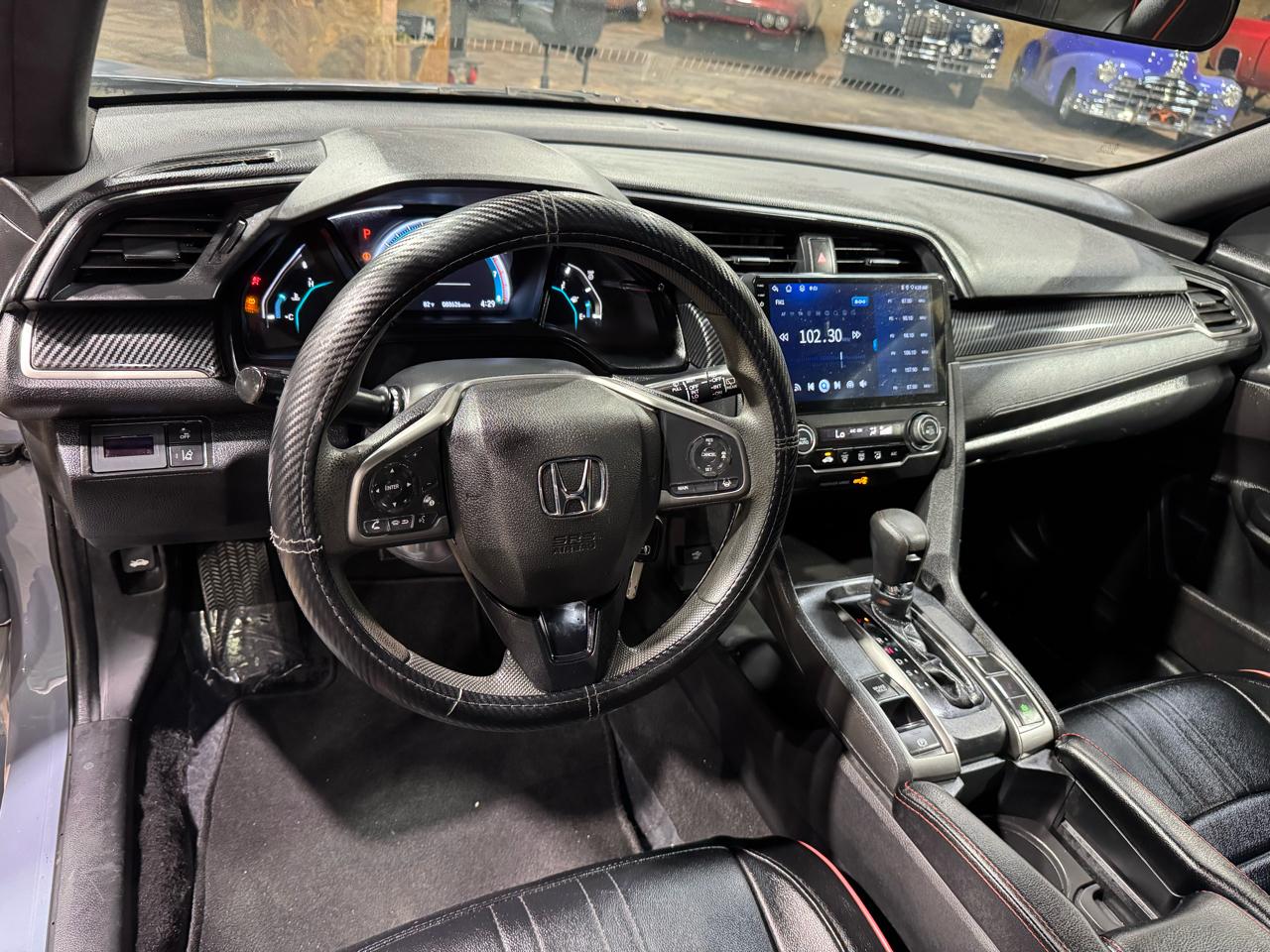 Honda Civic Hatchback LX CVT 2019