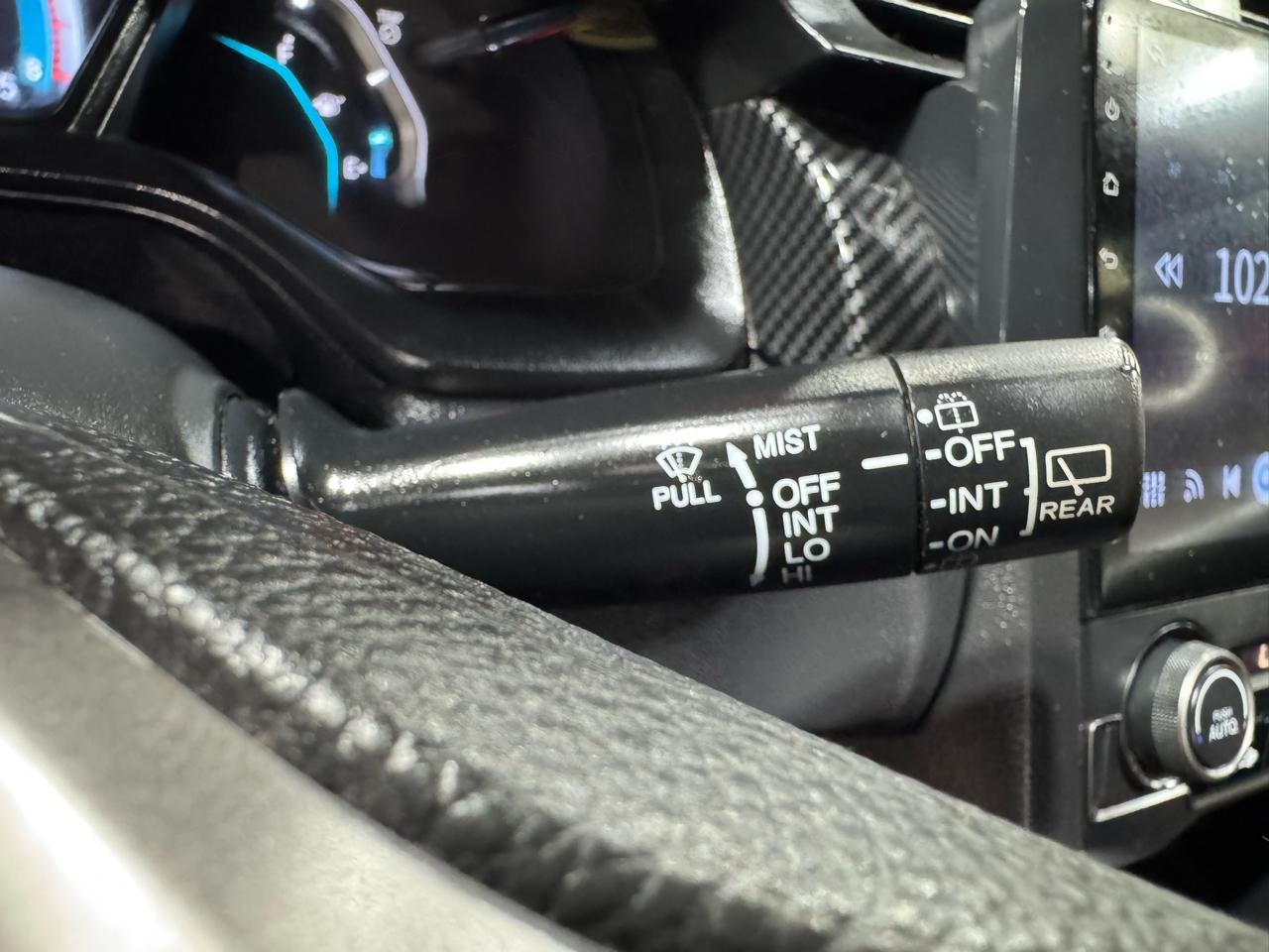 Honda Civic Hatchback LX CVT 2019