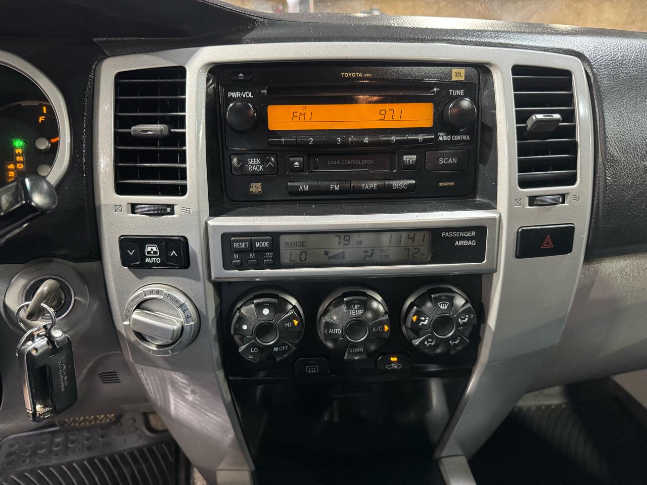 Toyota 4Runner 4dr SR5 V6 Auto 4WD (Natl) 2005