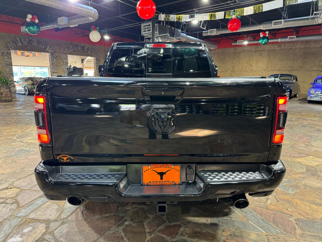 RAM 1500 Laramie 4x4 Crew Cab 5'7" Box 2019