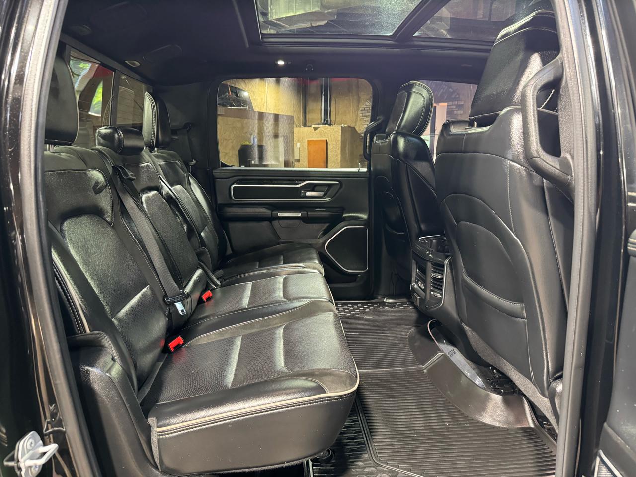 RAM 1500 Laramie 4x4 Crew Cab 5'7" Box 2019