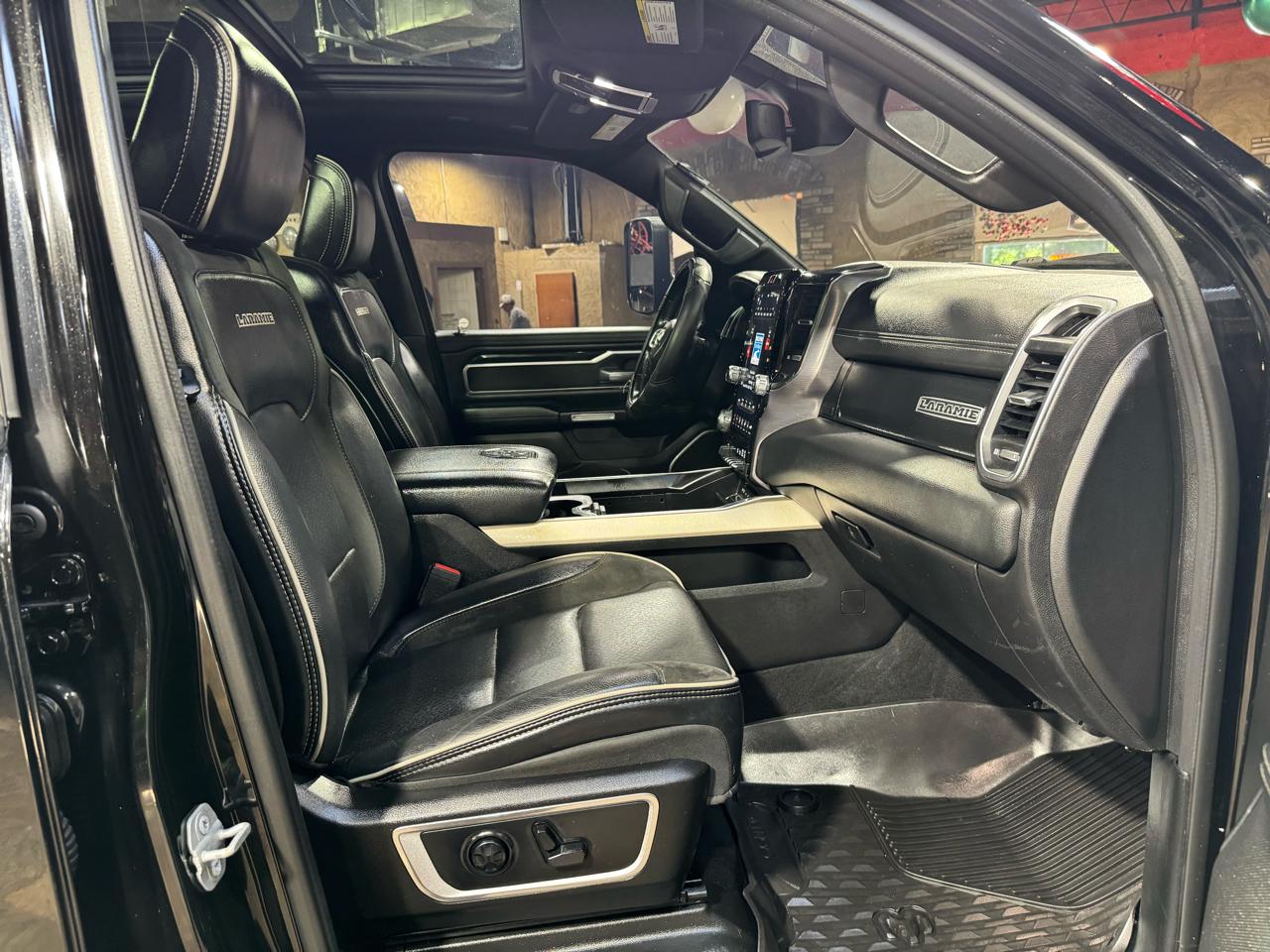 RAM 1500 Laramie 4x4 Crew Cab 5'7" Box 2019